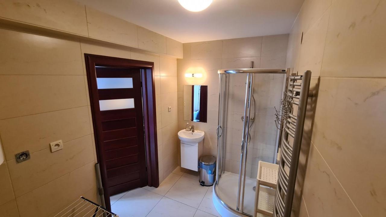 Apartamencik Z Ogrodkiem / Apartment With Garden サルビノボ エクステリア 写真